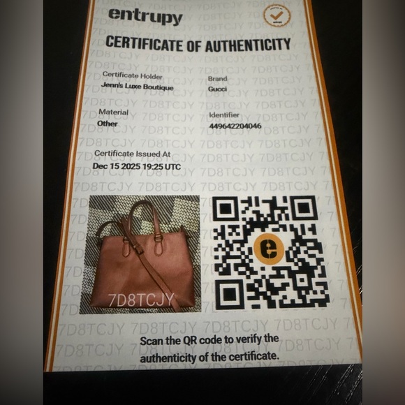 Gucci Blush Leather Satchel with Gold Accents - Picture 2 of 2